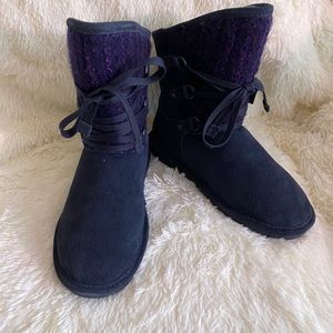 New size 9 bearpaw boots